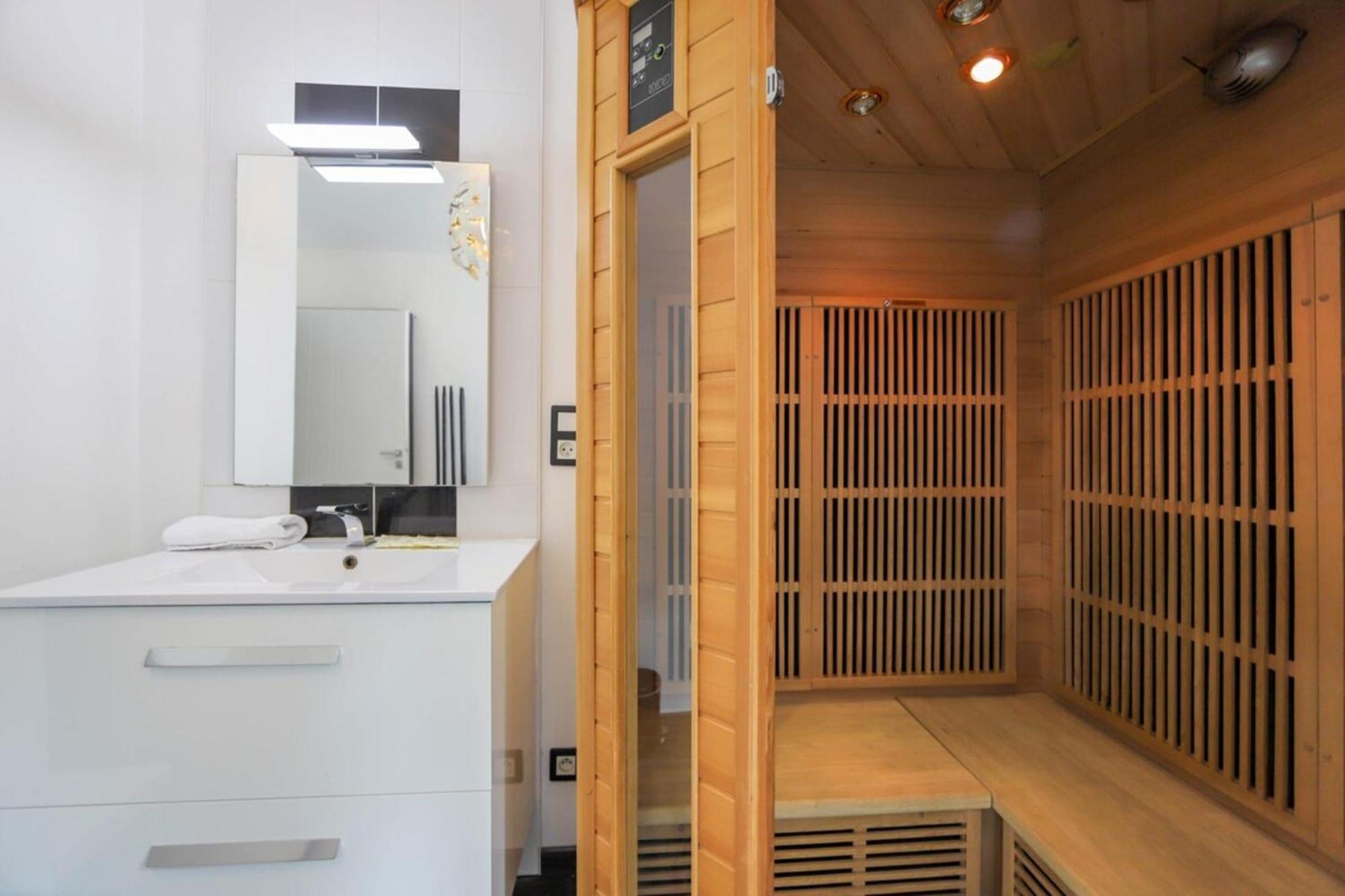 2 Bd Apartment With Sauna In The Center Of אנסי מראה חיצוני תמונה